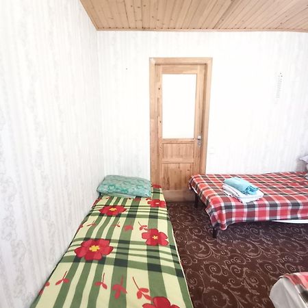 Частный Дом, Р-Н 3 Городской Больницы Tscherkassy Exterior foto